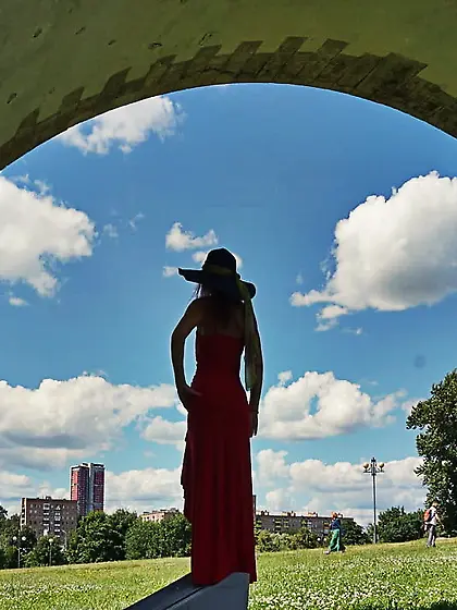 under the arch of the aqueduct