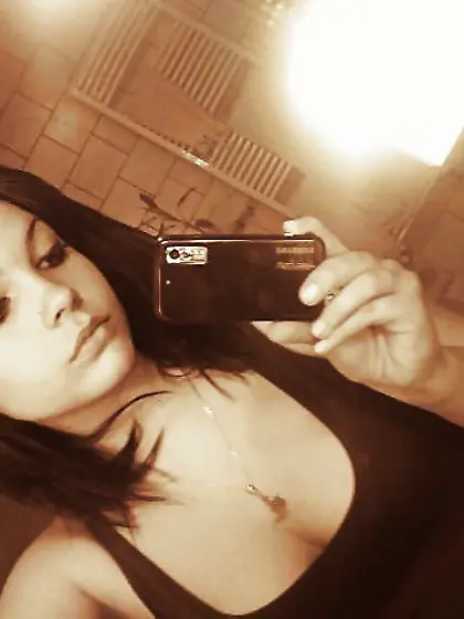 Mathilde petasse teen facebook