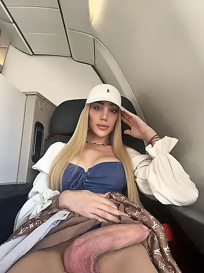 Girls With huge cocks