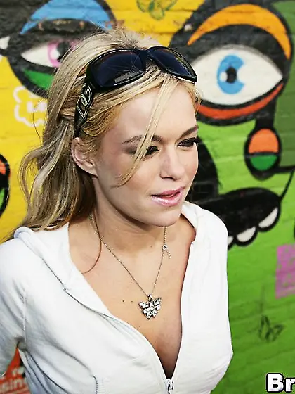 American slutty teen pussy spread