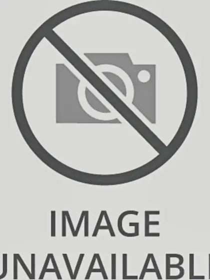 Sexy MILF Sammy Braddy exposes her big natural tits as she gets