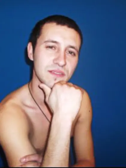 21 yo brunette Hornycockxxl.