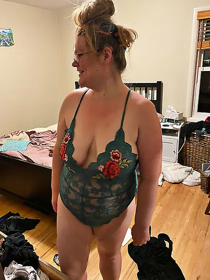 Michelle: Pleasant & Plump