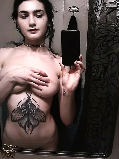 Ms.  Rosie Wilde (Ms.  Rosie Levine)