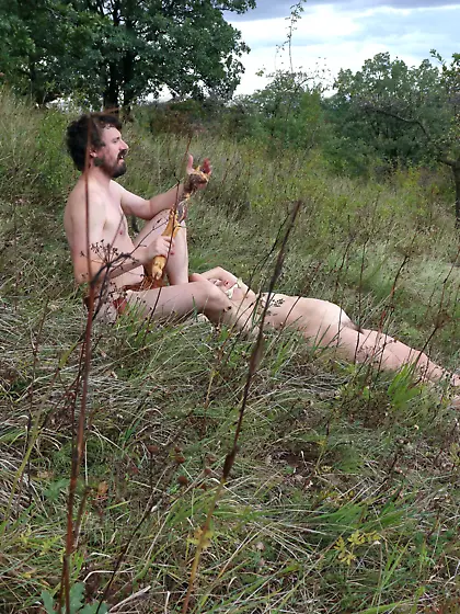 Paleoporn: Taking a nap