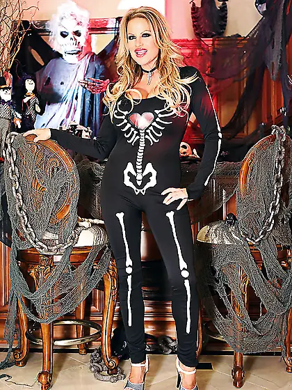 American blonde milf big tits