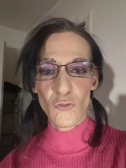 Divina Drake trans slut