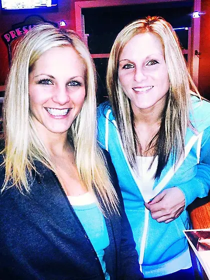 Hotties Heather & Lacey on GGW bus