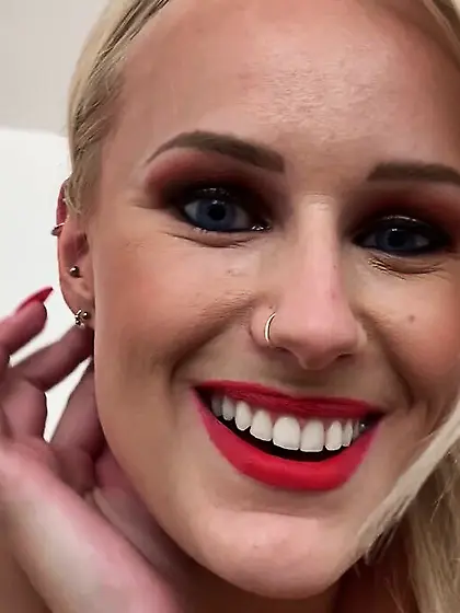 Smiley blonde sucks before a hard fuck