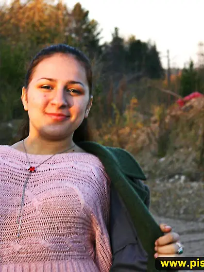 Pissing outdoor in the sunset