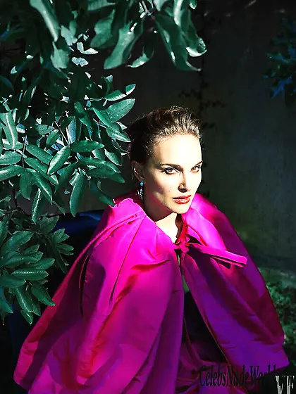 Natalie Portman Hot