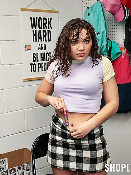 Marcus London bangs Naudi Nala while Penny Barber watches