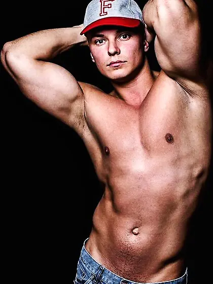 White gay badboyxxxl smoking