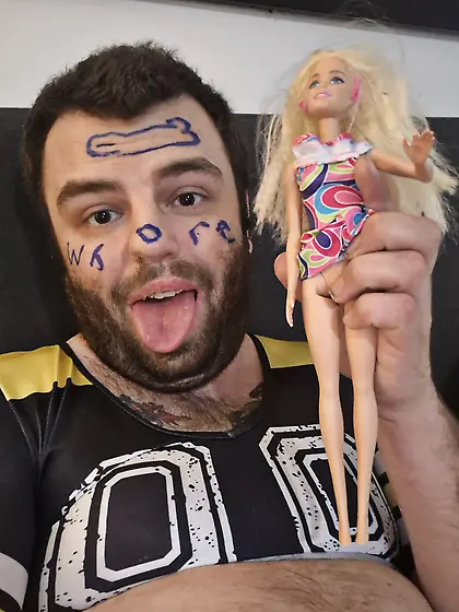 AndiiPandii38 What a faggot loser! No hope bitch!