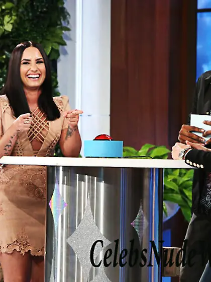 Demi Lovato Looks Dangerously Curvy On Ellen