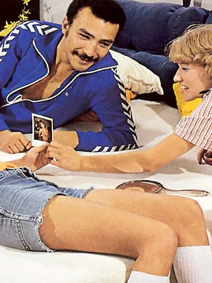 Retro cuties fucked ass