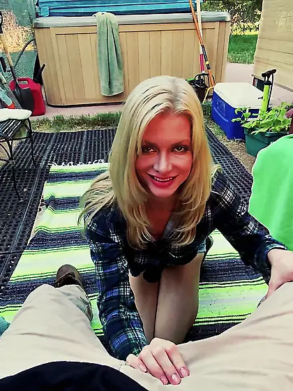 Serene Siren blows and rides her horny lover outdoors