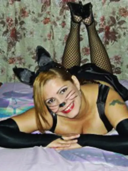 Blonde camila perform anal