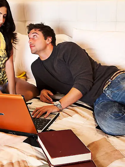 Pretty teen Allie Jordan riding the stiff member and practicing