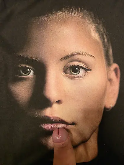 Printed tributed Girls face