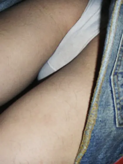 Kathoey ladyboy shoots cum after getting fucked