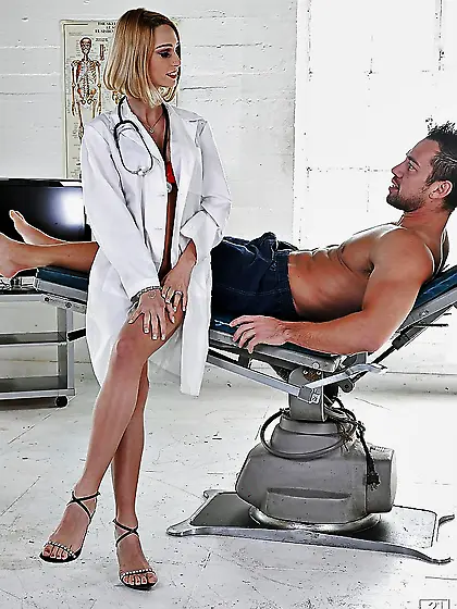 Lewd doctor from Portugal examines athletic patient's penis usin