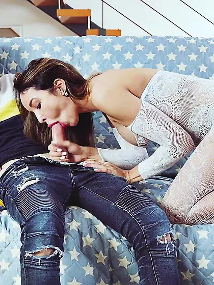 Young stepmom craves boy's crank