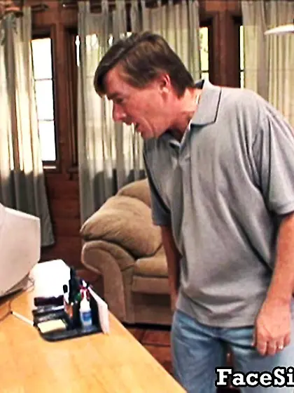 Superb office lady seduces