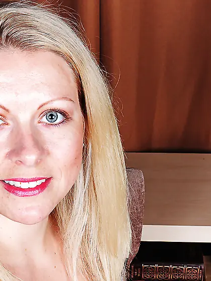 American experienced pussy close up