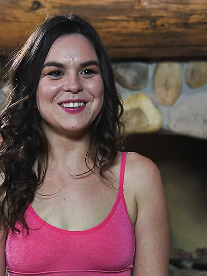 Cute american bitch gets fucked rough