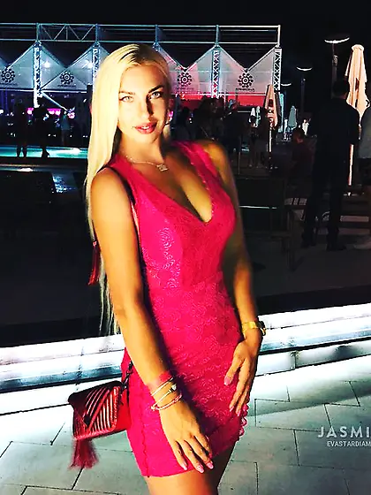 Athletic girl webcam