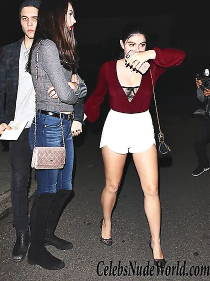 Sexy pics of Ariel Winter