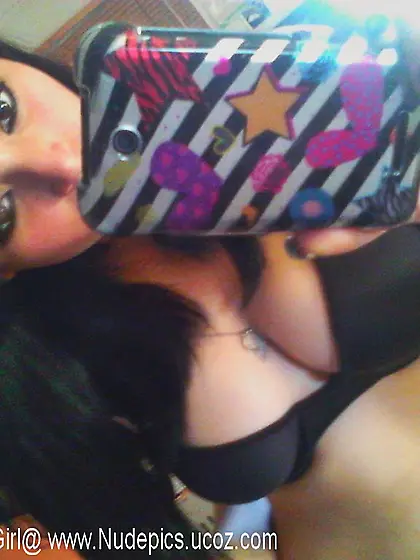 Hot Jailbait Teen Nora Selfshots