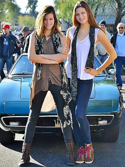 Exciting softcore session in the street with kinky Romi FTV and