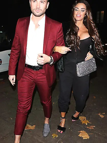 Katie Price Cleavage