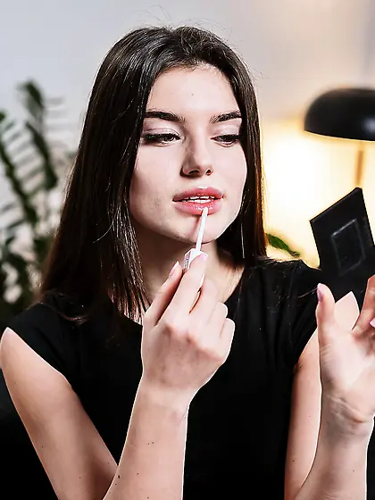 Nata Paradise gives a great head and gets fucked in various posi