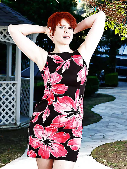 American saggy tits ginger