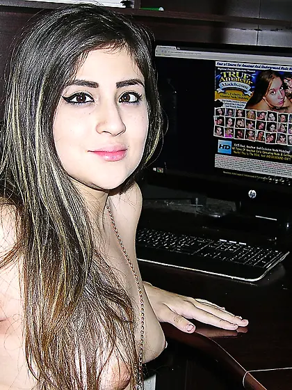 Kaila - 896 Pics - (2000x1600) - WEBSITE LINK