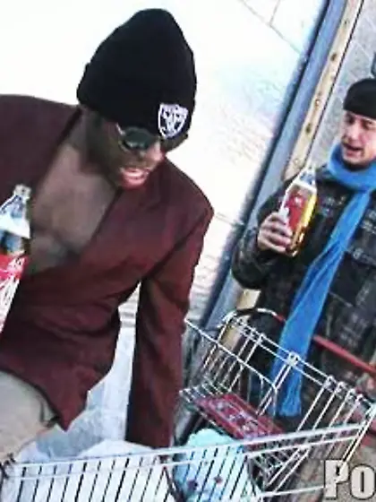 Bounces ebony ass white