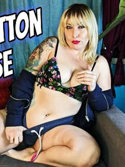 Te tengo en mi mano,  Te chupo, Estás demasiado exq