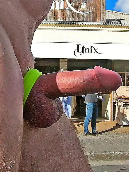 WNBR erection Byron Bay smiles and photos