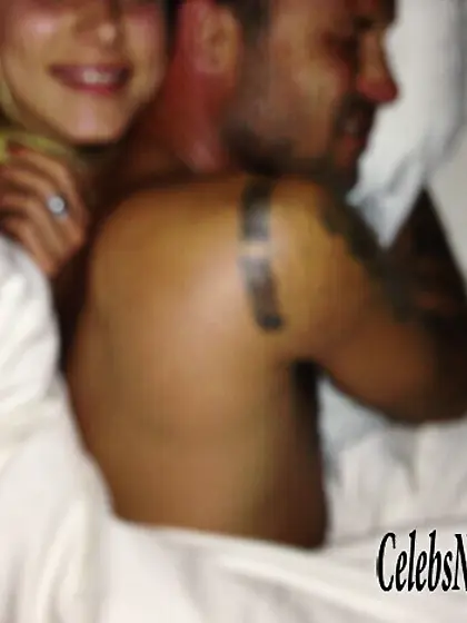 Allegra Carpenter Nude