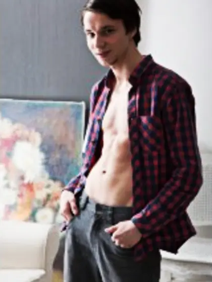 Brunette Young Man Deryck Fingering.