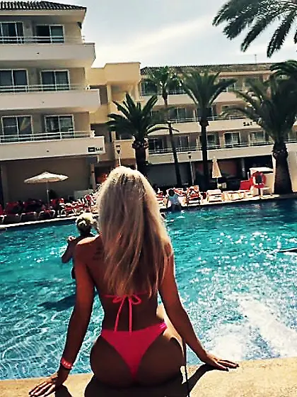 Uk amateur slag Juliette exposed