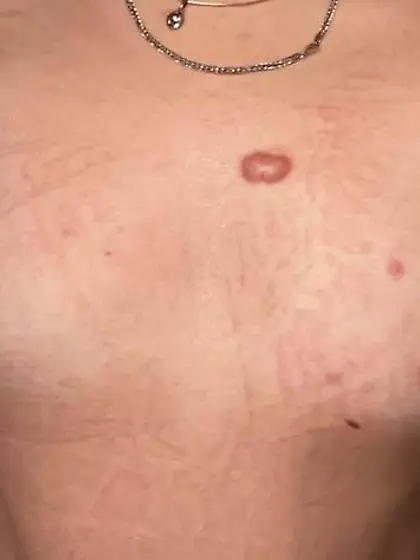 Belgium teen slut Naz loves showing herself