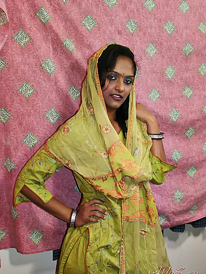 Beautiful face indian girlfriend