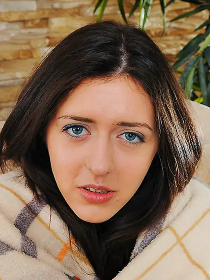 Innocent fairy has never had her asshole destroyed before