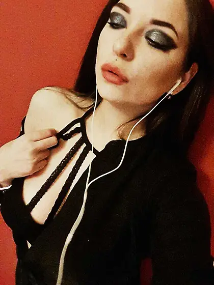 Pauline delicious webslut from Spain