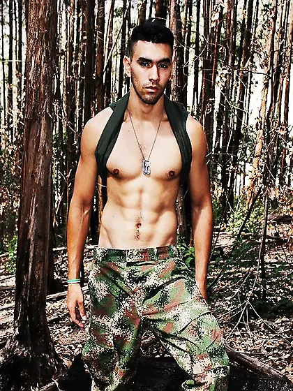 Latin man EMILIOBOYsexy