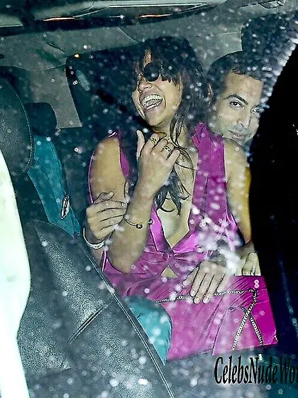 Michelle Rodriguez Braless Photos